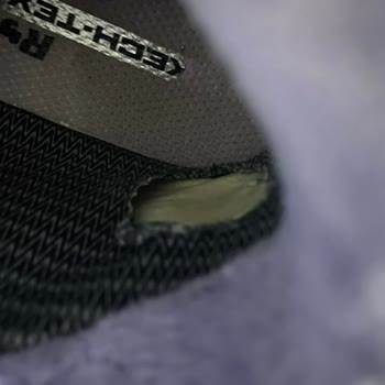 Skechers Çocuk Botunun İç Astarı Yırtıldı, Üretim Kusuru İddiası Ve Değişim Reddi