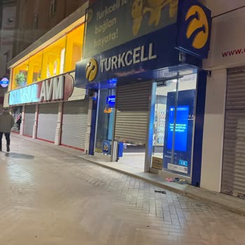 Maltepe Turkcell Bayisinde Müşteri İlgisizliği Ve Sürekli Reddetme