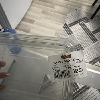 Ceviz Kabuklu Sucuklu Cevizde Kabuğa Çarpma Tehlikesi