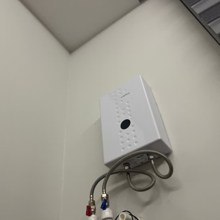 Garanti Kapsamında Su Isıtıcısı Arızası Uzun Süre Çözülmedi, Acil Tamir Talebi