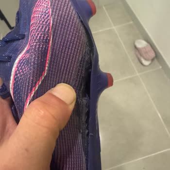 Kramponun 6 Ayda Yırtılması Ve Mağazanın Çözüm Sunamaması