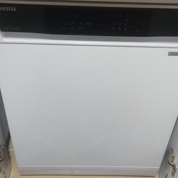 Garanti Altındaki Vestel Bulaşık Makinesi Sürekli Paslanma Ve Elektrik Arızasıyla Kullanılamaz