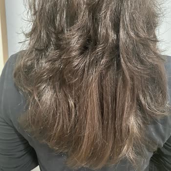 Kübra Yıldız Estetik Ve Güzellik Merkezi Saçımı Son Derece Kötü Ve Özensiz Kestiler!