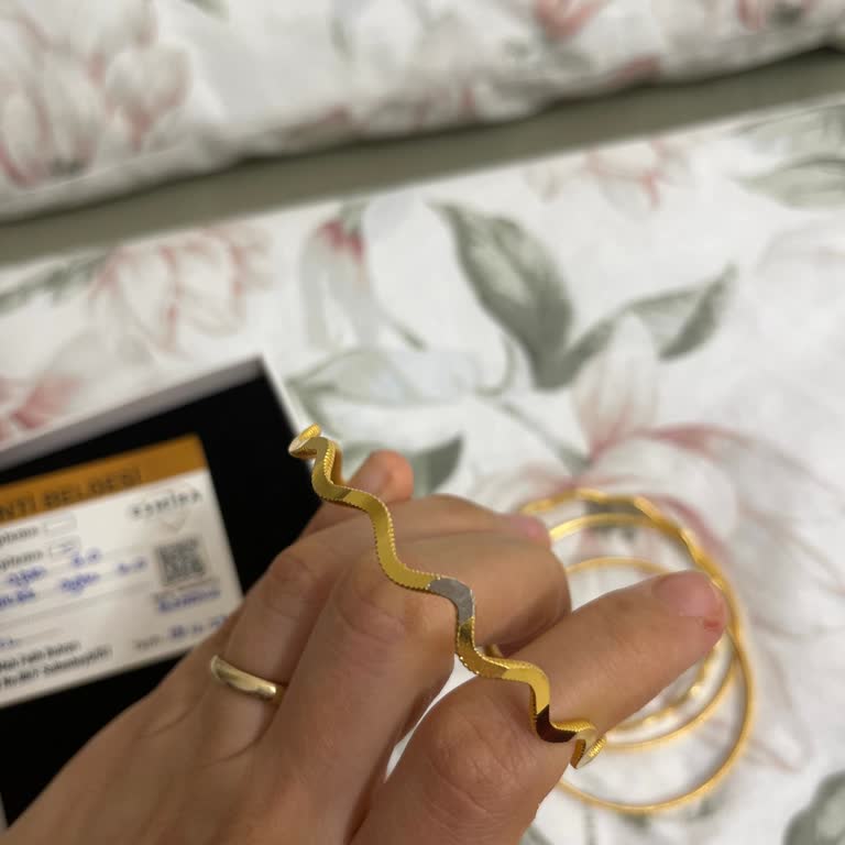 Esma Accessories Tarafından Mağdur Ediliyorum!