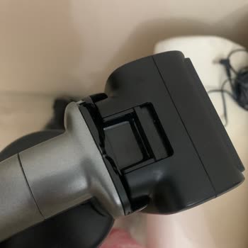 Philips Aqua 8000 Dikey Süpürge Üst Gövde Çatlaması Ve Boru Sallanması