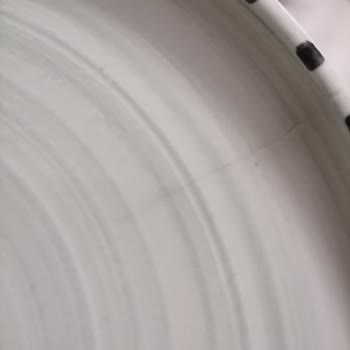 Kırık Tabak İçin Neden Tüm Koli İade Ediliyor?