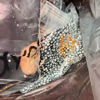 Çamaşır Suyuyla Kirlenmiş Paket Ve 4890 TL İade Sorunu