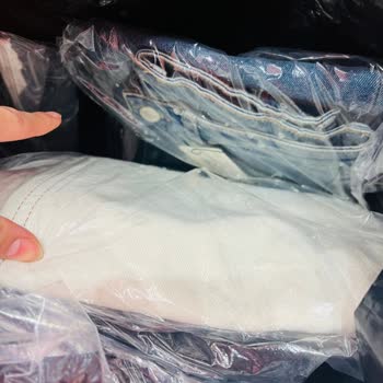 Çamaşır Suyuyla Kirlenmiş Paket Ve 4890 TL İade Sorunu