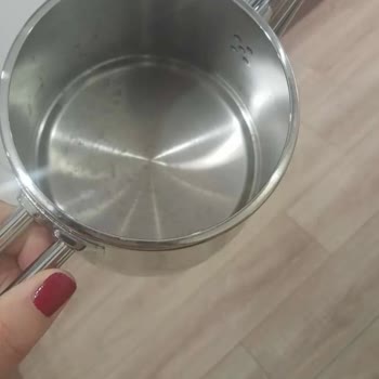 Paslanan Jumbo Proshine 17 Parça Çelik Tencere Seti İçin İade Talebi