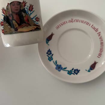 Baskısı Çöken Kahve Fincanı İçin Yeni Ürün Talebi