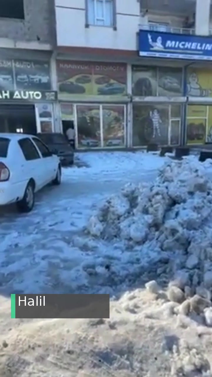 Viranşehir Belediyesi Esnafa Yaptığı Muamele Bu Mu? videonun kapak resmi