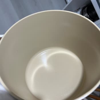 Neoflam Dika Tencere Setinde Çizik Ve Yapışmazlık Problemi