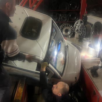 Üretim Hatası Ve Yetkili Servis Yokluğundan Çamurluk Sürtünmesi Ve Araç Hasarı