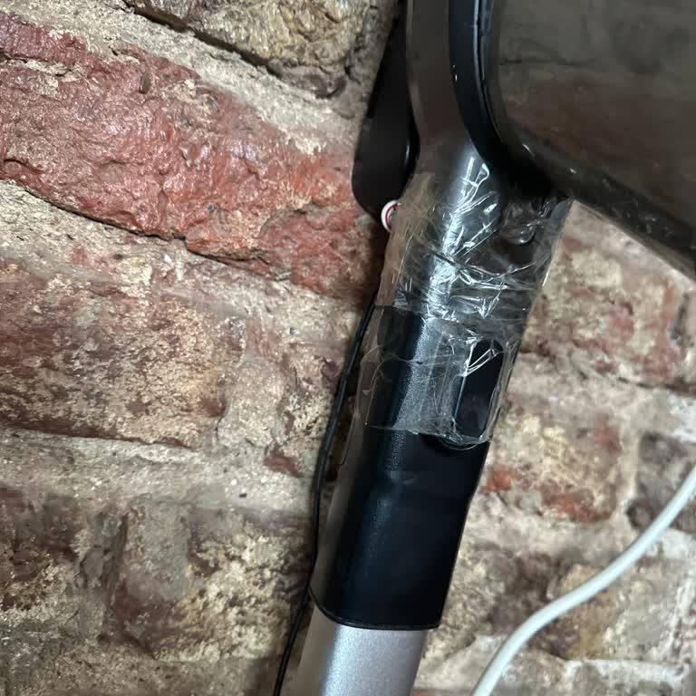 Philips Ev Aletleri 8000 Süpürge Plastik Bağlantı Parçası Çabuk Kırılıyor