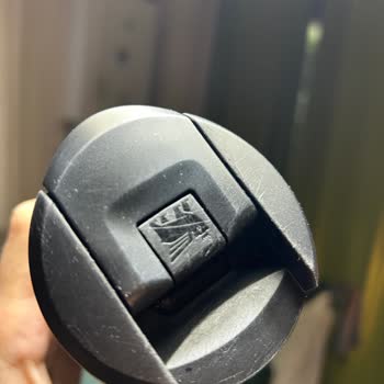 Stanley Termos Kapağı Çabuk Çizildi Kalite Endişesi