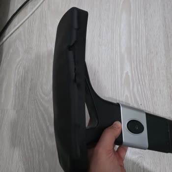 Garanti Süresinde Kırılan Kolçak Vidası Ve Yırtılan Süngerler İçin Aşırı Ücret Talebi