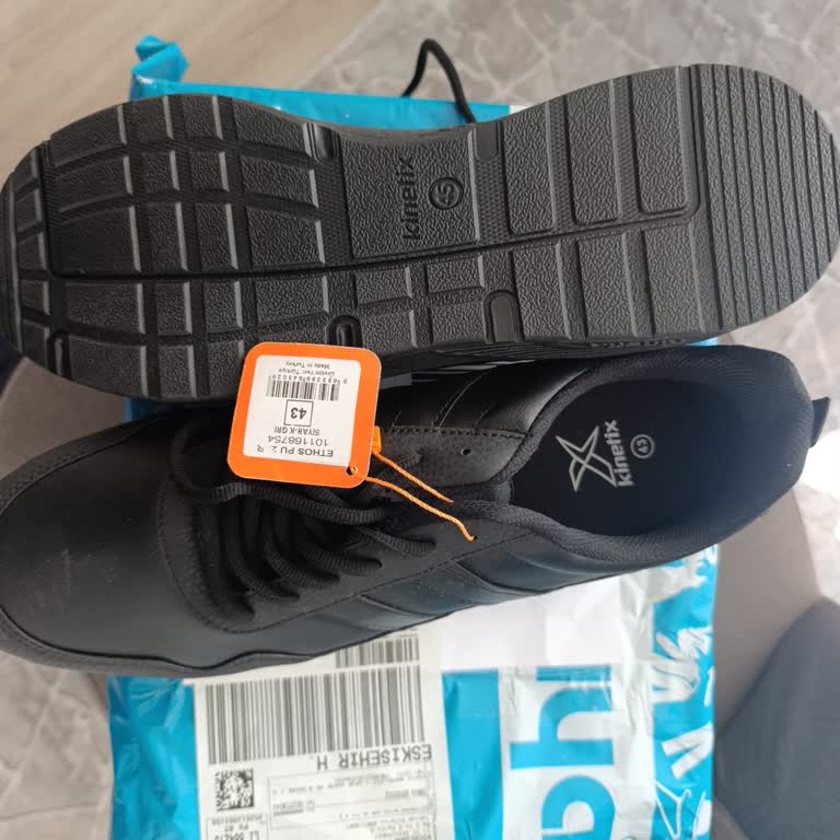 Eksik Ve Yanlış Ürün Gönderimi, Müşteri Hizmetinden Cevap Yok