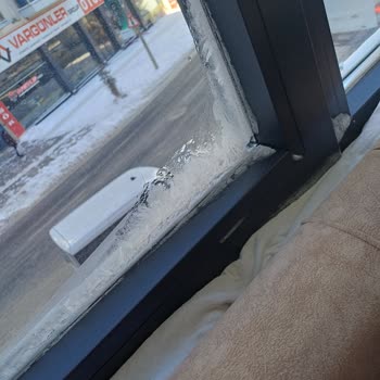 Balkon Kapatma Montajı Yetersiz, Sızdırma Ve Müşteri Hizmeti Yok