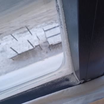 Balkon Kapatma Montajı Yetersiz, Sızdırma Ve Müşteri Hizmeti Yok