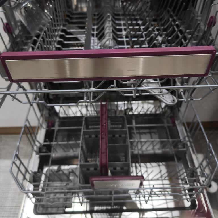 Bulaşık Makinesi Raf Tellerinde Küflenme Ve Ücretsiz Değişim İsteği