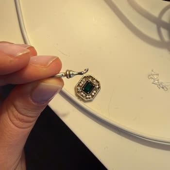 Kolye Kısa Sürede Sararıp Koptu Ve Şikayetime Cevap Gelmedi