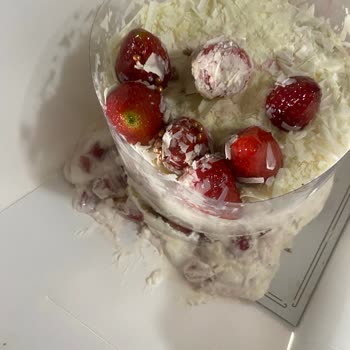 Dağılmış Ve Erimiş Pasta İçin İade Talebine Yanıt Alınamaması