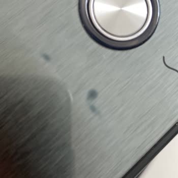 Aşırı Gürültülü Ve Lekeli Su Sebili İçin Koşulsuz Değişim Talebi