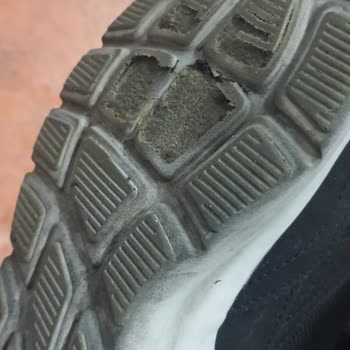 Skechers Ayakkabısının Tabanı 7 Ayda Deforme Olması Ve İade Talebi