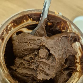 Nutella Kavanozunda Kabarcıklar Ve Tarih Bilgisi Eksikliği