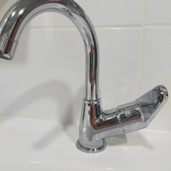 ECA Lavabo Musluğunda Kısa Sürede Pas Lekesi Ve Garanti Kapsamında Değişim Talebi