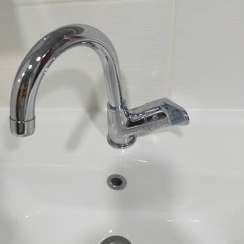 ECA Lavabo Musluğunda Kısa Sürede Pas Lekesi Ve Garanti Kapsamında Değişim Talebi