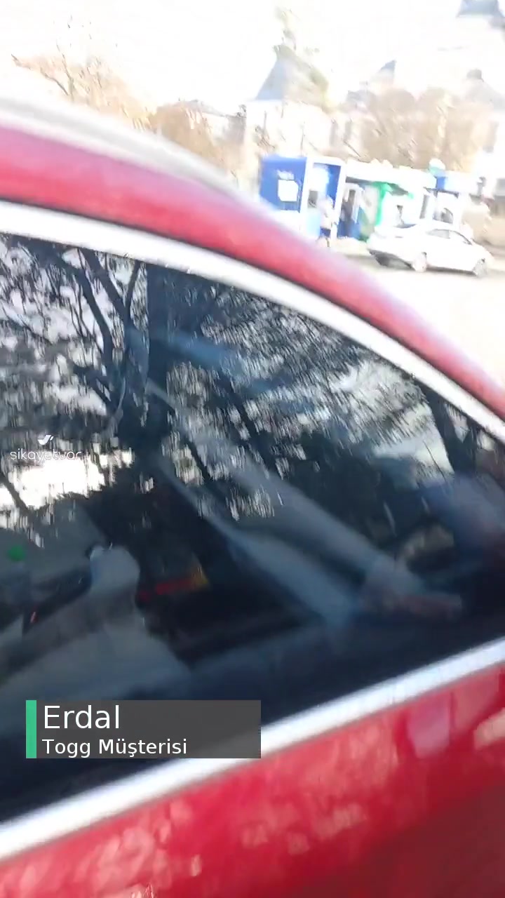 Togg T10X Cam Tavan Çatlama Sorunu videonun kapak resmi