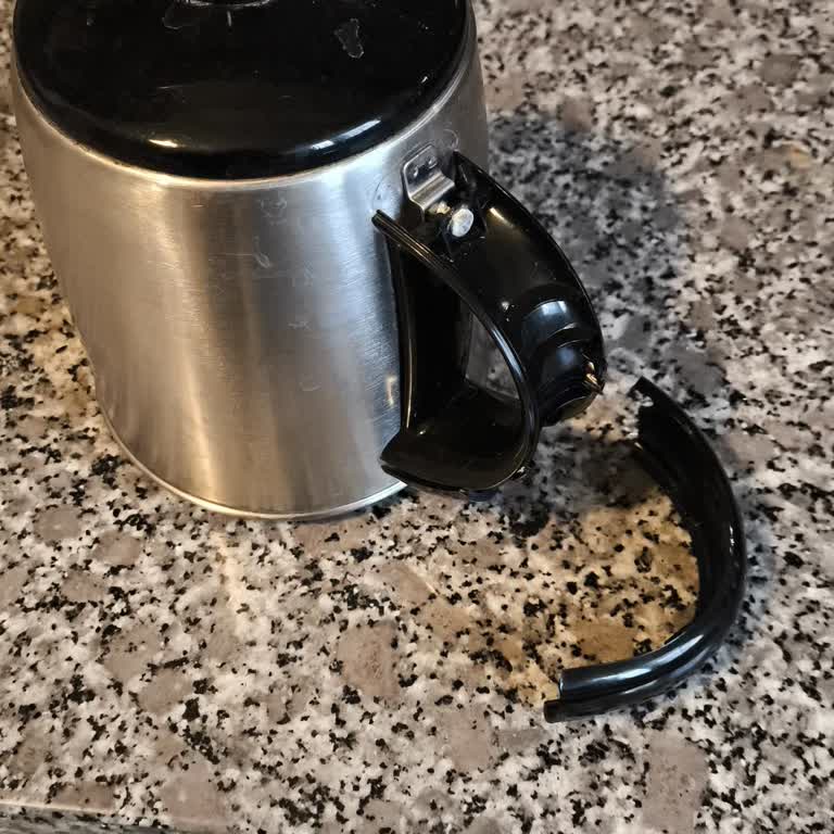 Sinbo Stm 5831 Model Ürünün Kulpu Kırıldı, Değişim Talebi