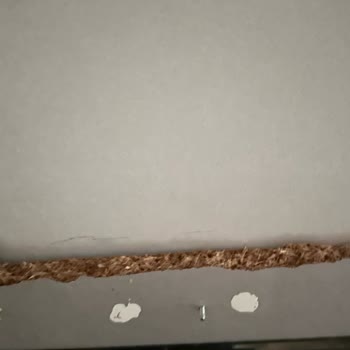 MDF Olduğu Söylenen Mobilyalarda Sunta Malzeme Ve Saygısız Mağaza Tutumu