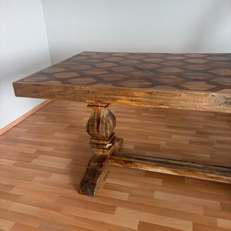 Kervan Mobilya'da Masamın Ayağı Kırık Ve Yanlış Parça Getirildi