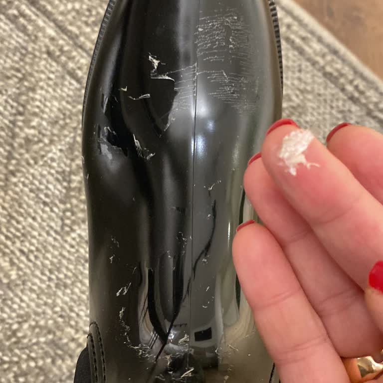 Ayakkabı Bakım Hizmetinde Kalitesiz İşlem Ve İade Talebi