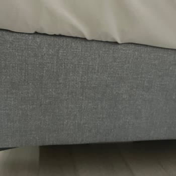 İstikbal’dan Gelen Yeşil Alfa Düz Baza Ve Başlıkta Renk Hatası Ve Değişim Reddi