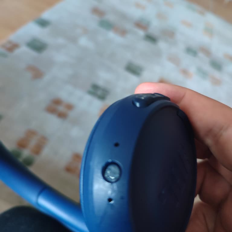 Açma Kapama Tuşu Kırılan JBL Kulaklık İçin Garanti Onarım Talebi