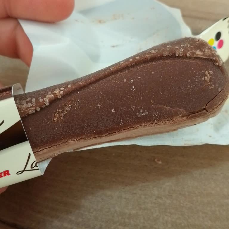 Küflü Ülker Laviva Çikolatası Sağlık Riski Oluşturuyor