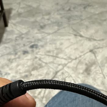 Arya Stealth Magnetic Kulaklıkta Açılmış Kutu Ve Kablodaki Deforme Sorunu, Satıcı Çözüm Sunmadı