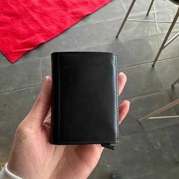 Cüzcan Deri Ürün Yanıltmasıyla Yüksek Fiyatla Satılıyor Şikayetime Cevap Gelmiyor