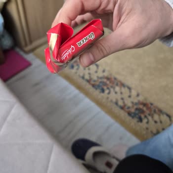 Ülker Çikolatalarında Bayat Ve Küflü Ürün Sorunu Güvenimizi Sarsıyor