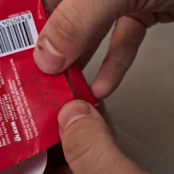 Ülker Çikolatalarında Bayat Ve Küflü Ürün Sorunu Güvenimizi Sarsıyor