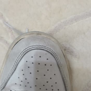 Nike Ayakkabısının Kısa Sürede Yırtılması Ve Ücret İadesi Talebi