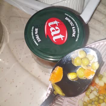 Tat Garnitür Konservesinde Filizlenmiş Bezelyeler Gıda Güvenliği Sorunu