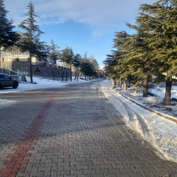 Niğde Belediyesi Otobüs Erken İndirdi!