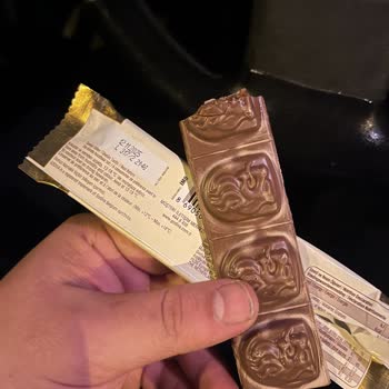 Petrol Ofisi Geçmiş Tarihli Çikolata Satışta, Personel İhmali