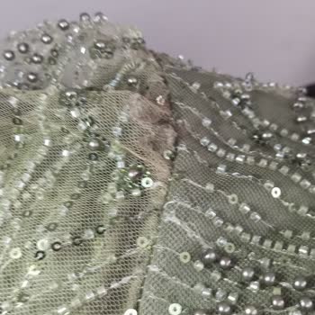 Tesettürwaw'dan Aldığım Abiye Elbisede Sararma, Yırtık Ve Fatura Eksikliği: Hızlı İade Talebi