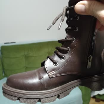 Yeşil Kundura Botlarının Hızlı Yırtılması Ve Ücret İadesi Talebi