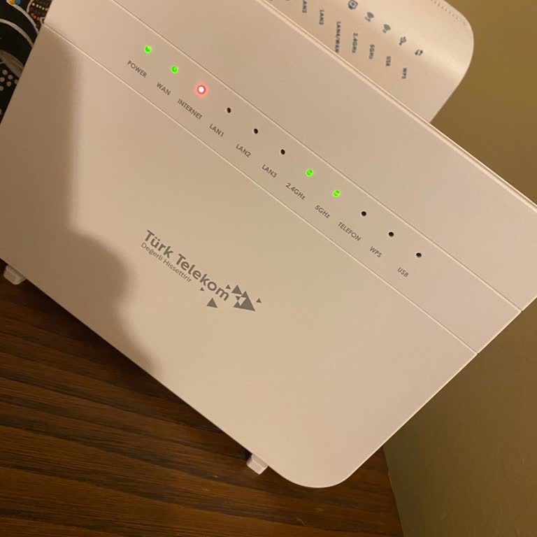 Fiber Kurulumu Sonrası Sürekli İnternet Kesintileri Ve Müşteri Hizmetlerinden Cevapsızlık